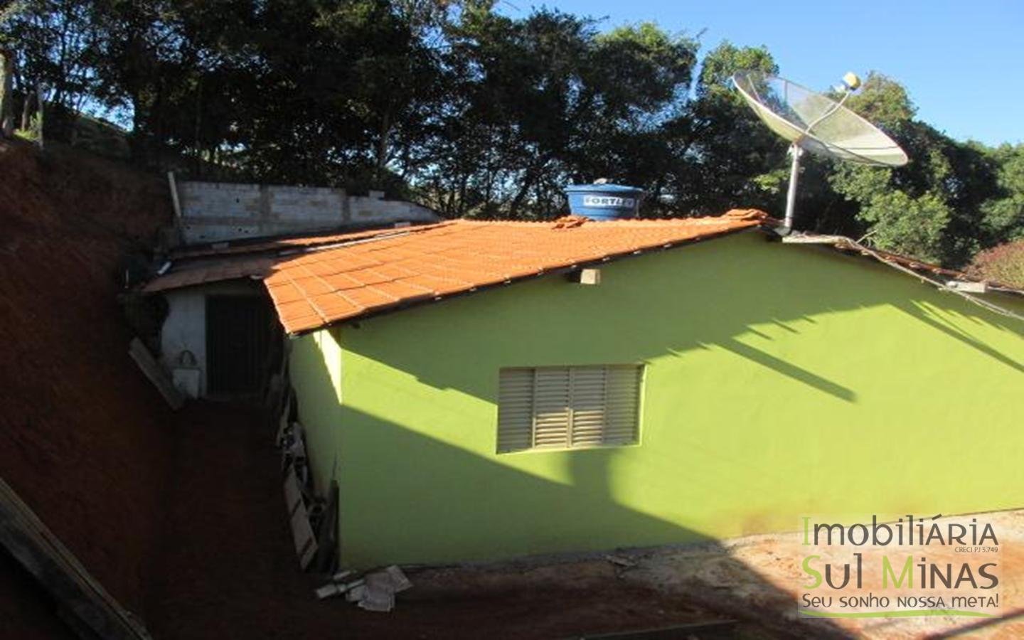 Chácara 2 km da cidade de Cambuí Cod 525 (6)
