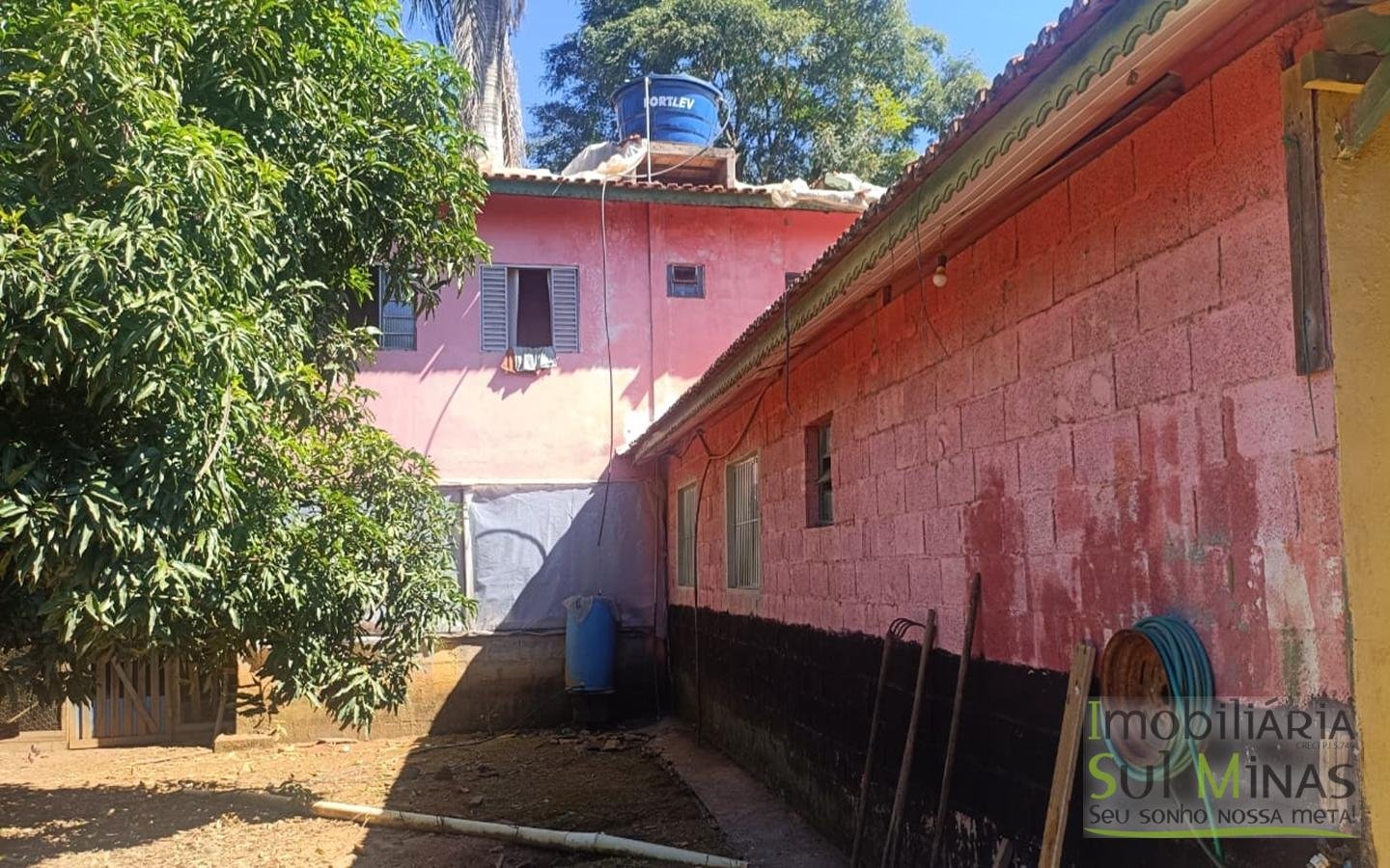 Chácara Com Duas Moradas À Venda em Cambuí MG cod2444 (6) Chácara Com Duas Moradas À Venda em Cambuí MG cod2444 (6)