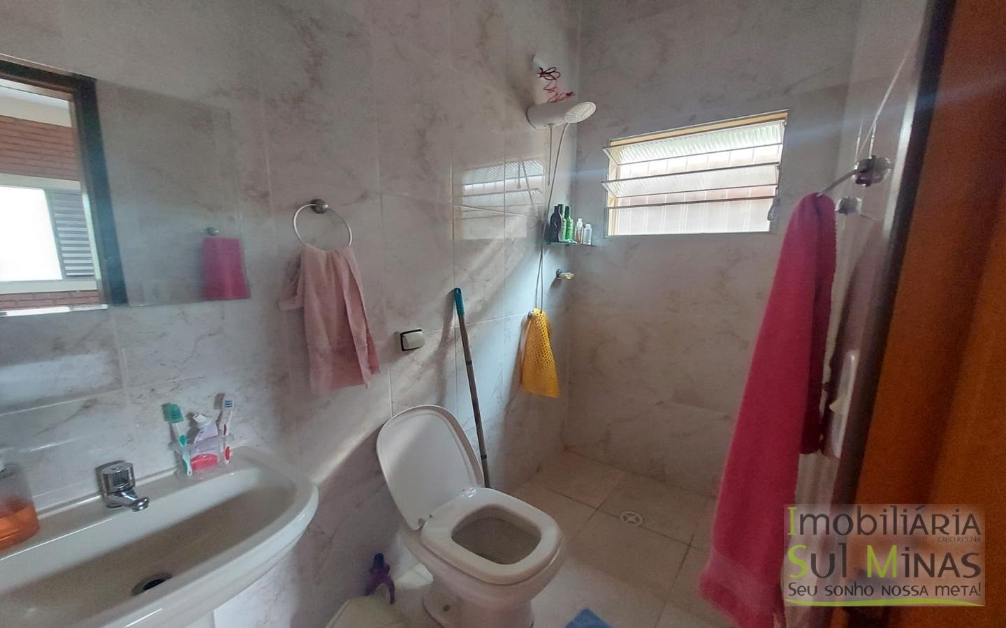 Chácara a venda em Estiva MG a 300 metros da Fernão Dias Cod. 1824 (25)