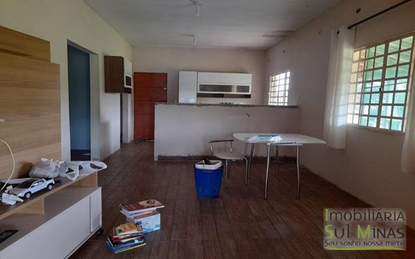 Chacara a venda em Pouso Alegre a 400m da Pista (2)