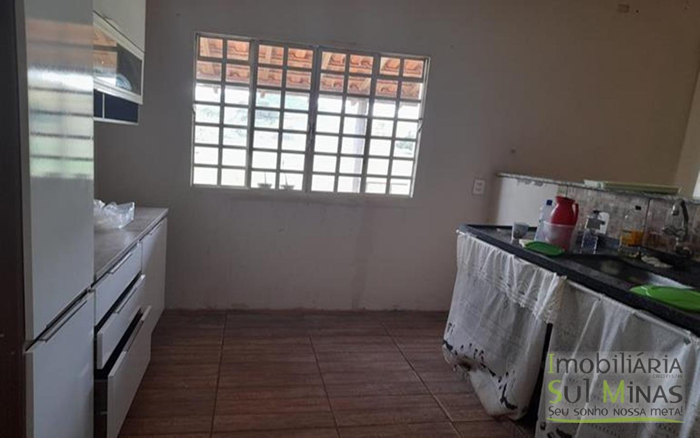 Chacara a venda em Pouso Alegre a 400m da Pista (4)