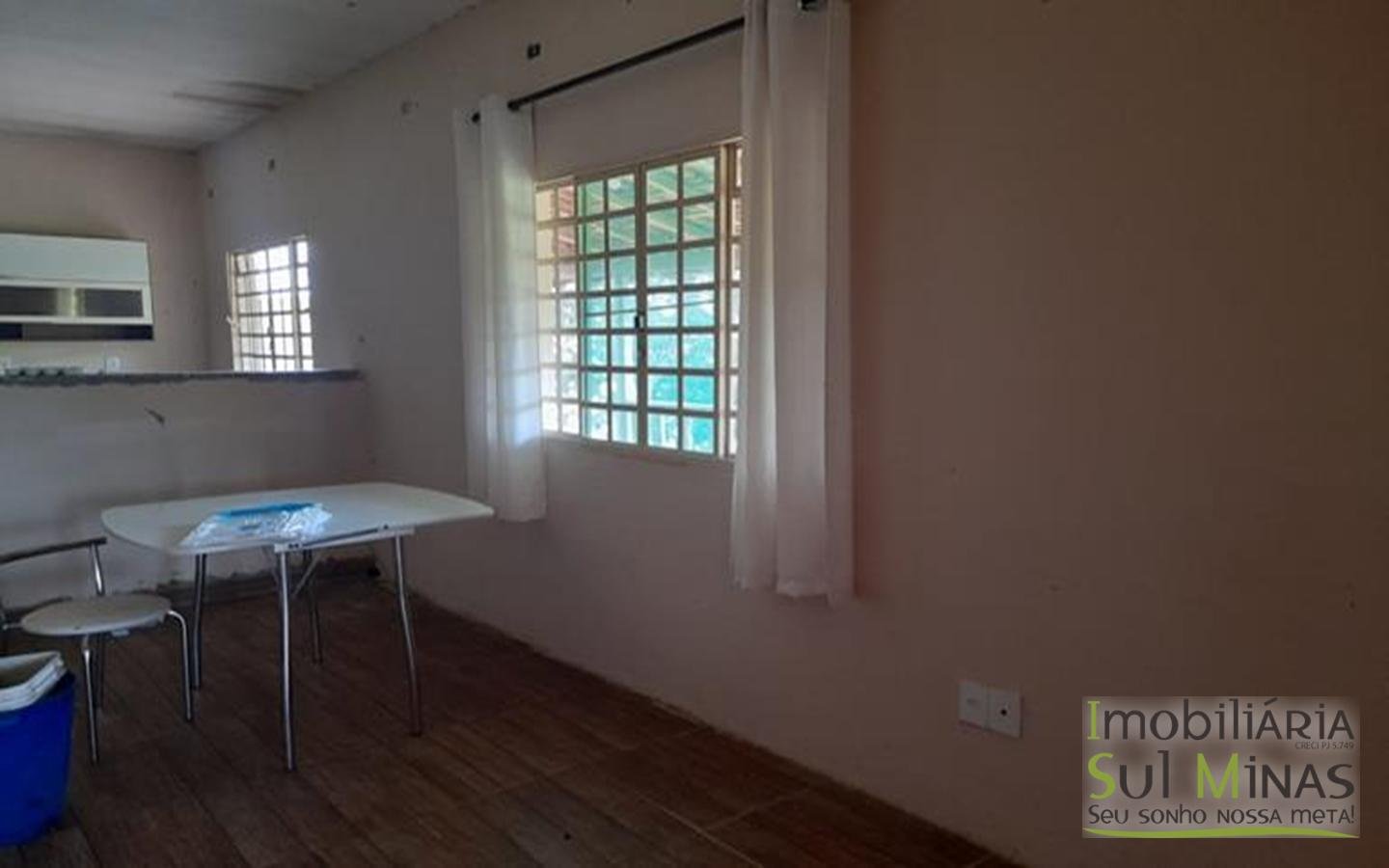 Chacara a venda em Pouso Alegre a 400m da Pista (5)