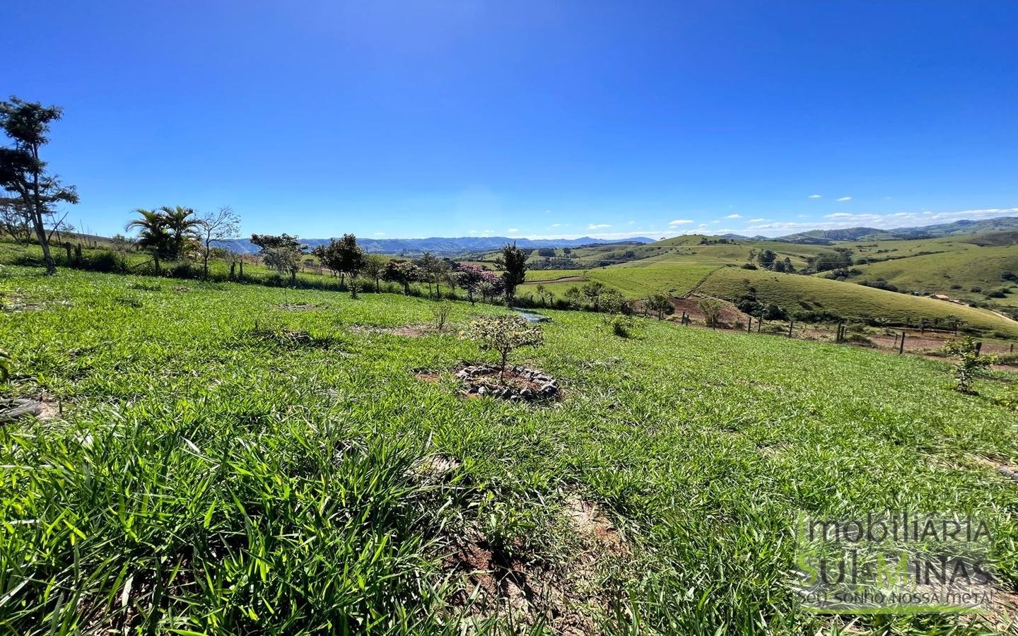 Chácara a venda no Córrego do Bom Jesus MG com Linda Vista Cód. 1675 (18)