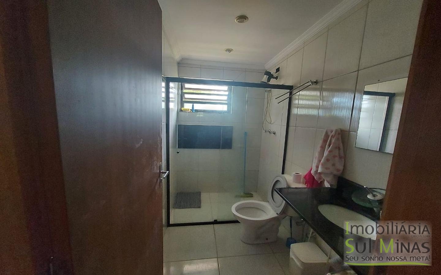 Chácara avarandada com linda vista a venda em Cambuí MG Cód. 1633 (1)