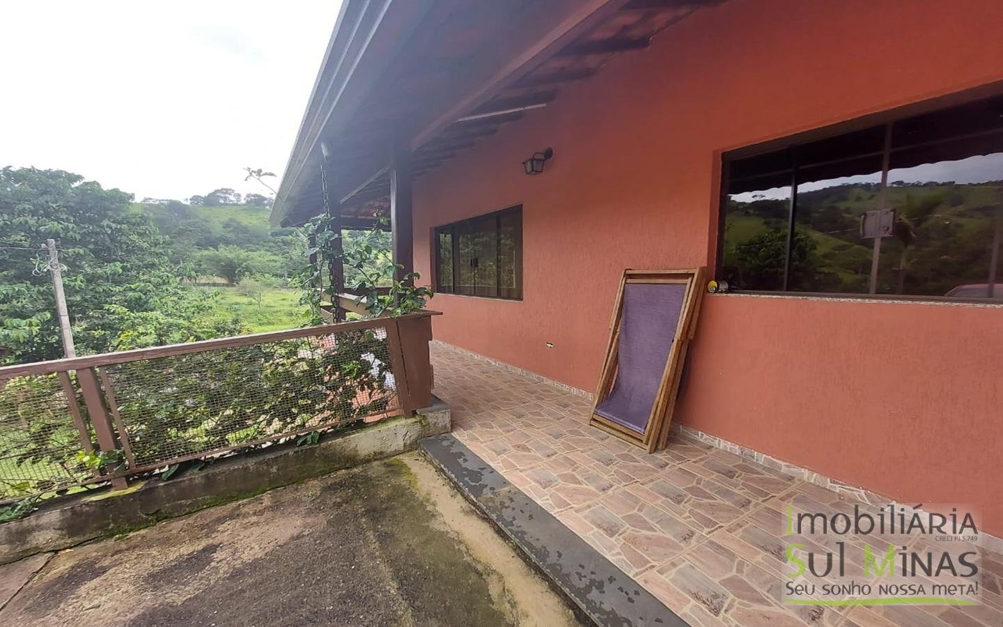 Chácara avarandada com linda vista a venda em Cambuí MG Cód. 1633 (13)