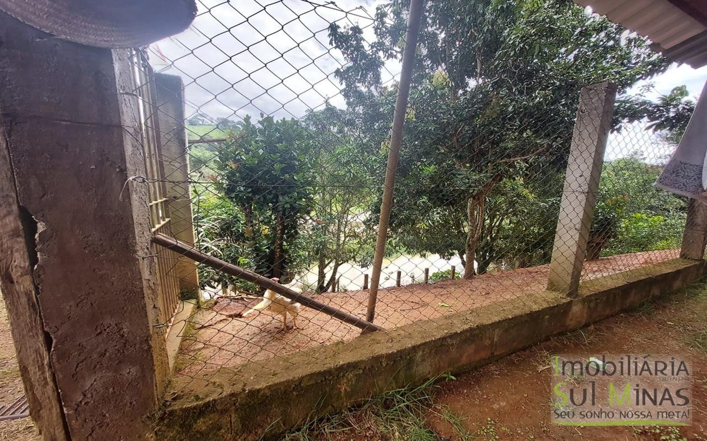 Chácara avarandada com linda vista a venda em Cambuí MG Cód. 1633 (35)