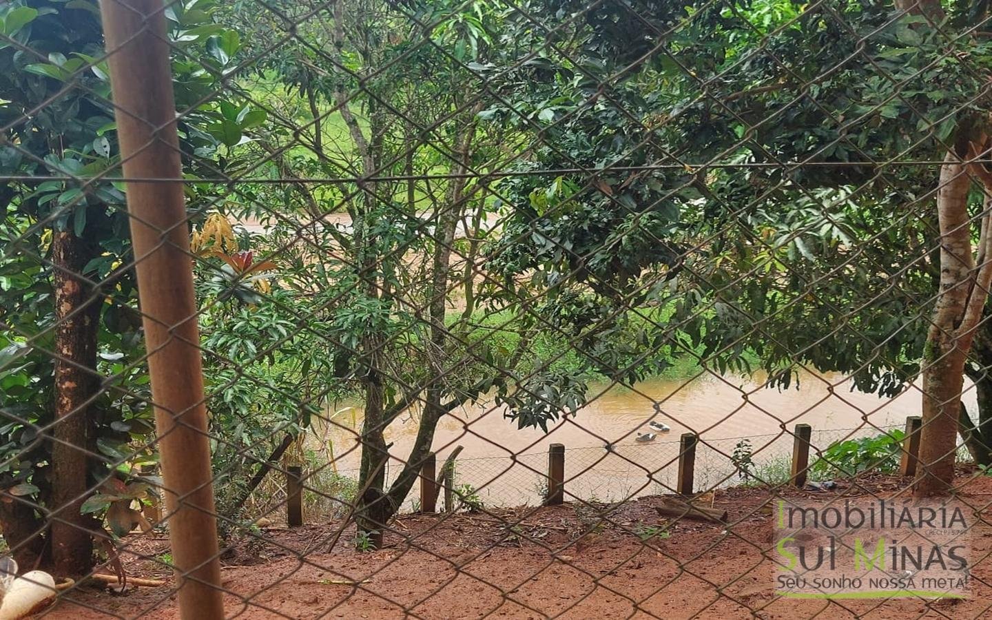 Chácara avarandada com linda vista a venda em Cambuí MG Cód. 1633 (4)