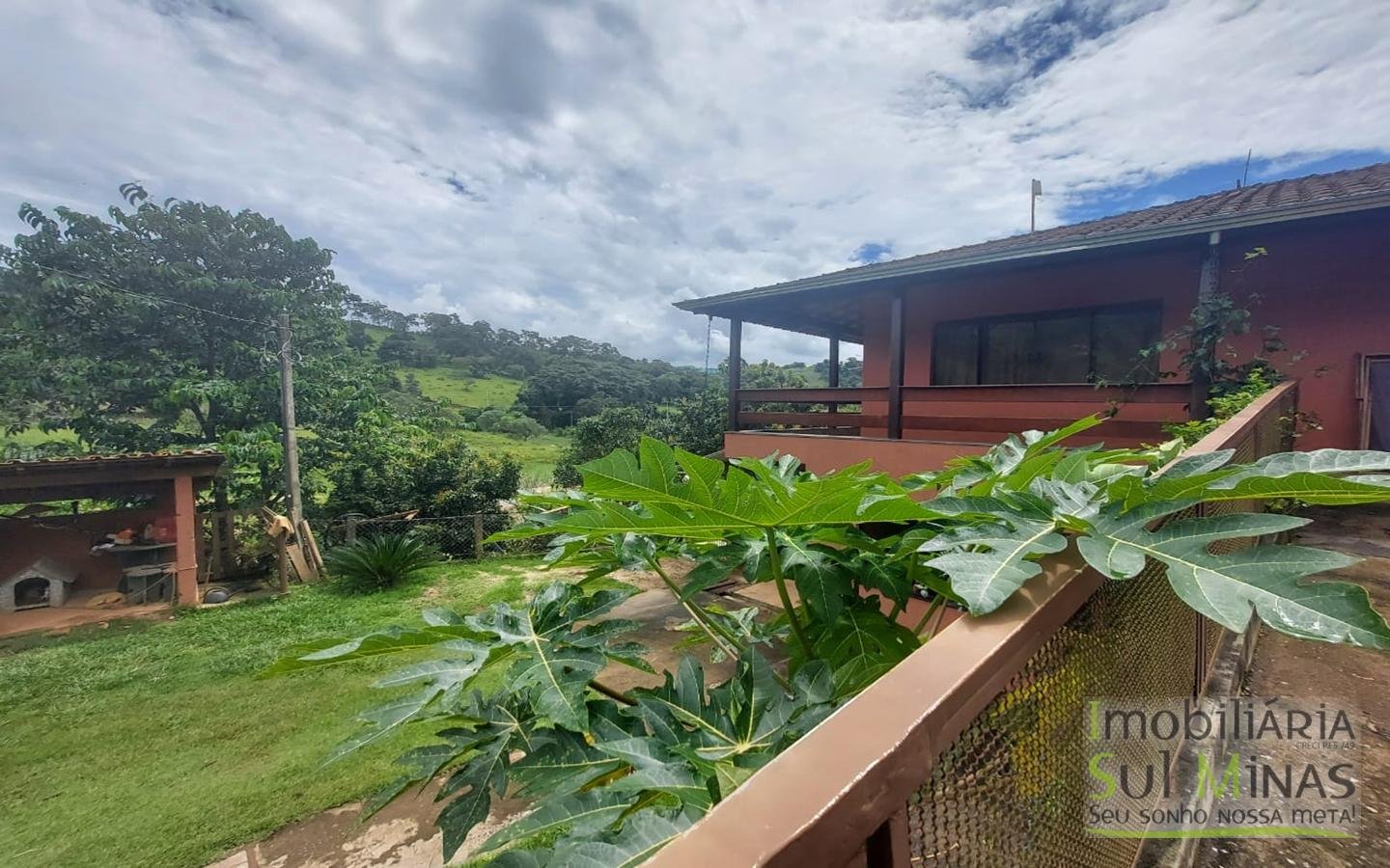 Chácara avarandada com linda vista a venda em Cambuí MG Cód. 1633 (6)