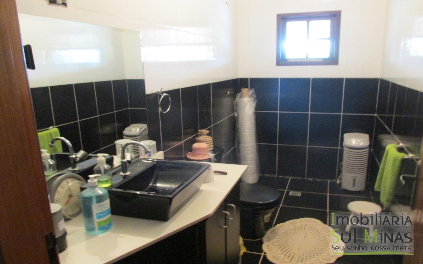 Chácara com 6 suítes e piscina Cod 876 (11)