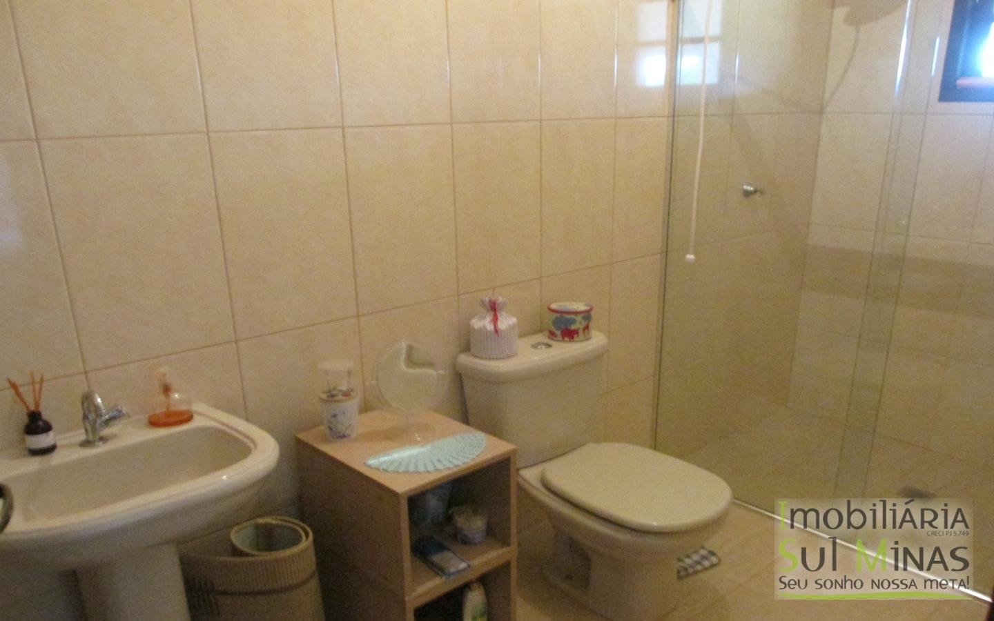 Chácara com 6 suítes e piscina Cod 876 (27)