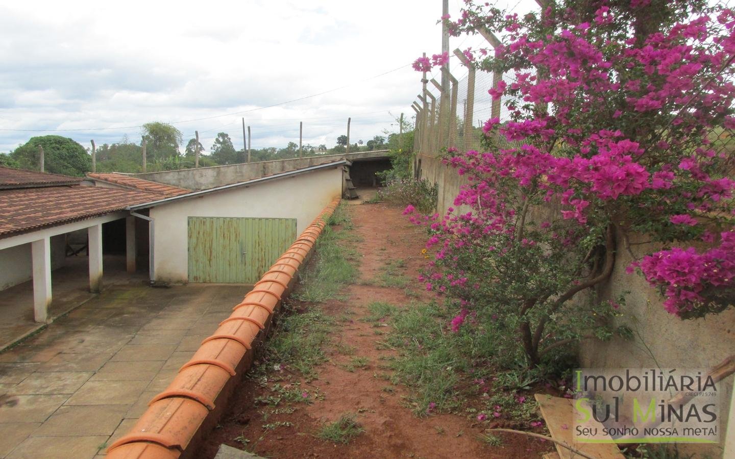 Chácara com 6 suítes e piscina Cod 876 (44)