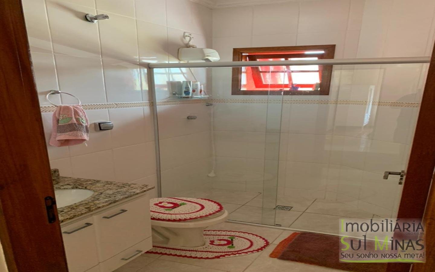 Chácara com Linda Área de Lazer  a Venda em Itapeva MG Cód. 1653 (1)