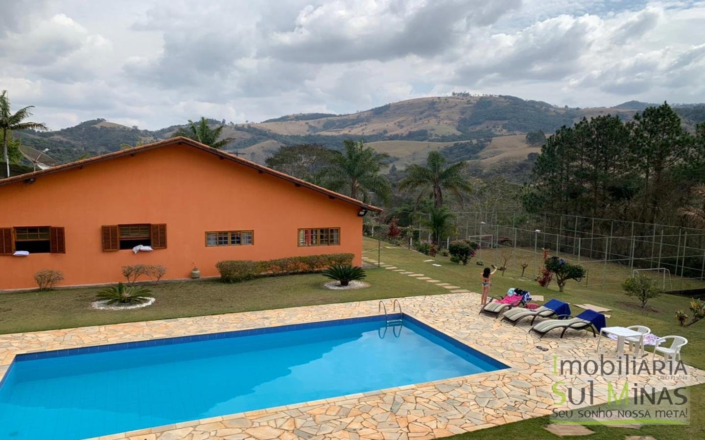 Chácara com Linda Área de Lazer  a Venda em Itapeva MG Cód. 1653 (17)