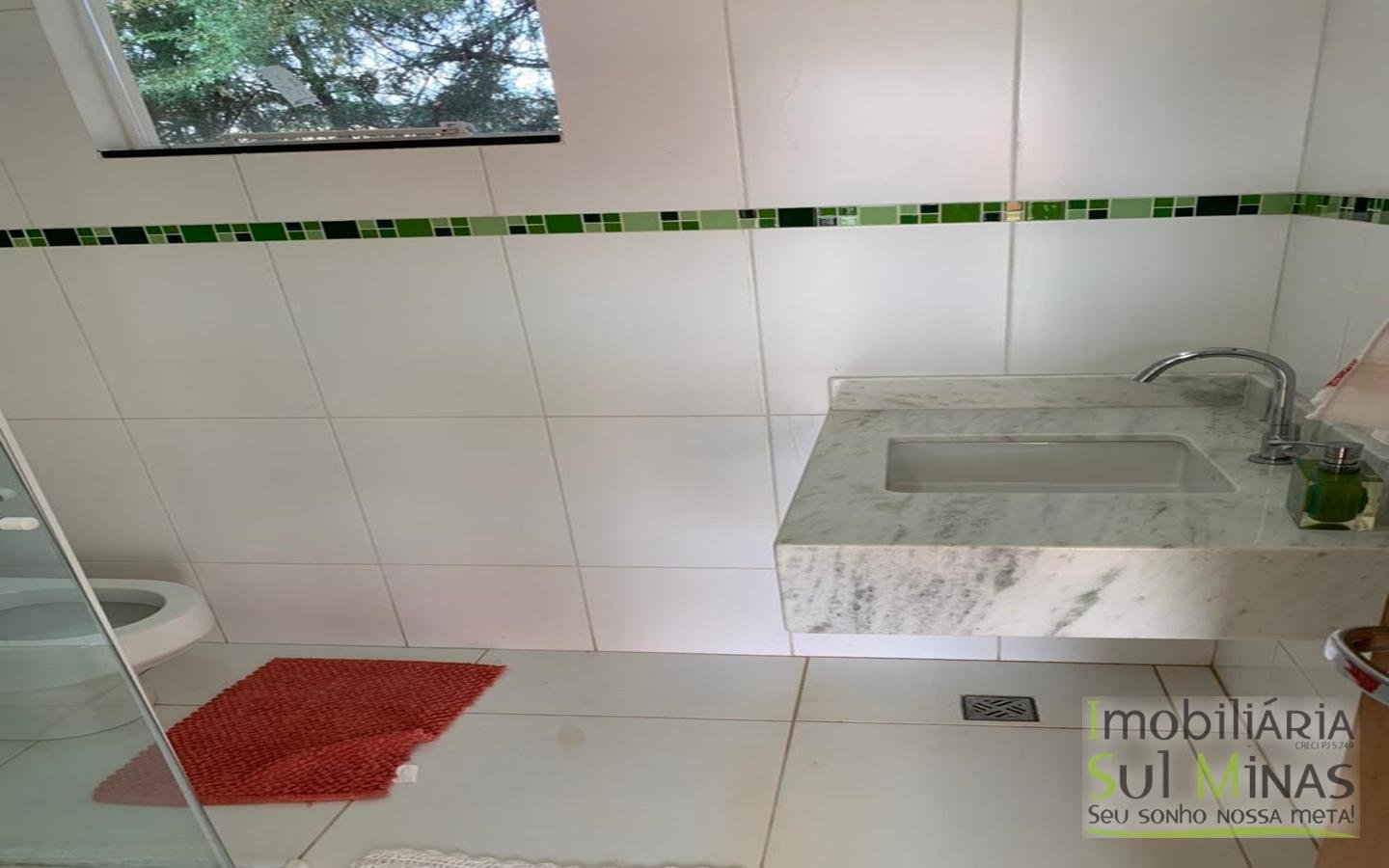 Chácara com Linda Área de Lazer  a Venda em Itapeva MG Cód. 1653 (21)