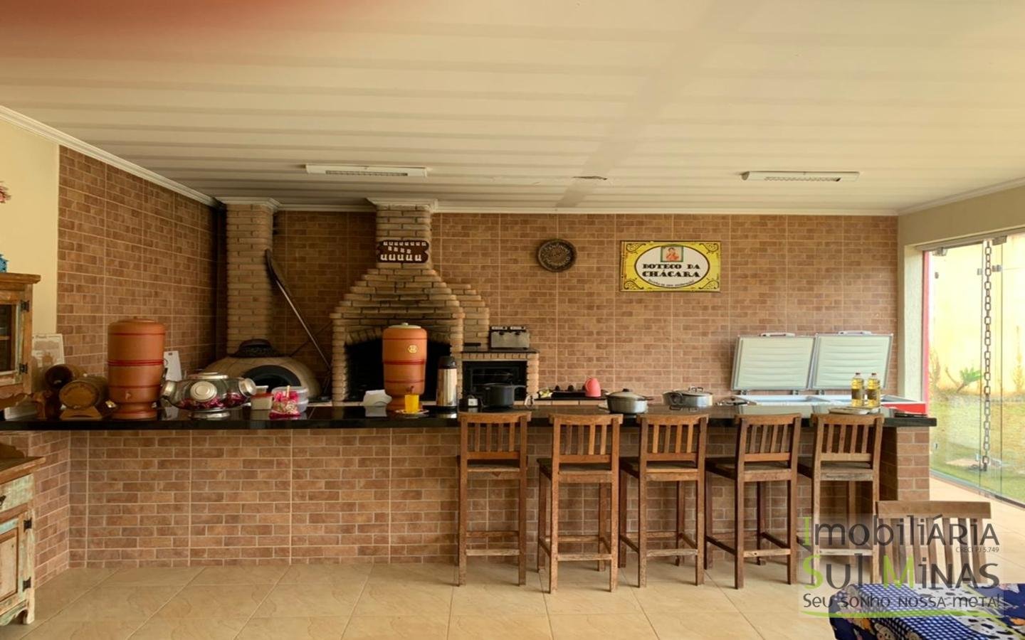 Chácara com Linda Área de Lazer  a Venda em Itapeva MG Cód. 1653 (27)