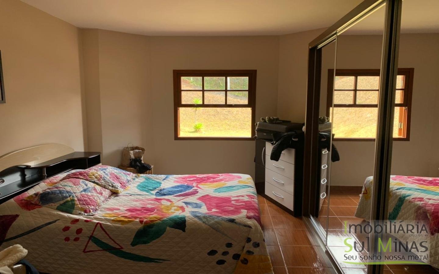 Chácara com Linda Área de Lazer  a Venda em Itapeva MG Cód. 1653 (29)