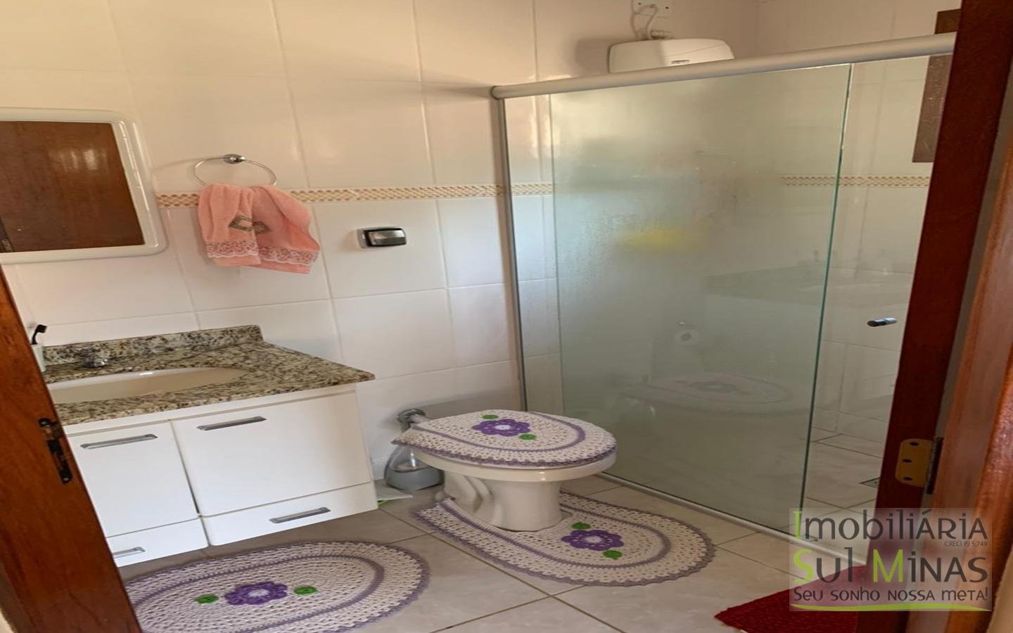 Chácara com Linda Área de Lazer  a Venda em Itapeva MG Cód. 1653 (3)