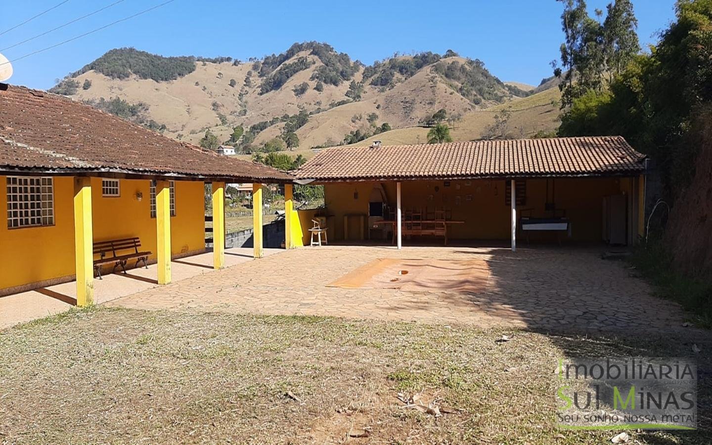 Chácara com Rio na Divisa a Venda em Cambuí MG Cód. 1492 (20)