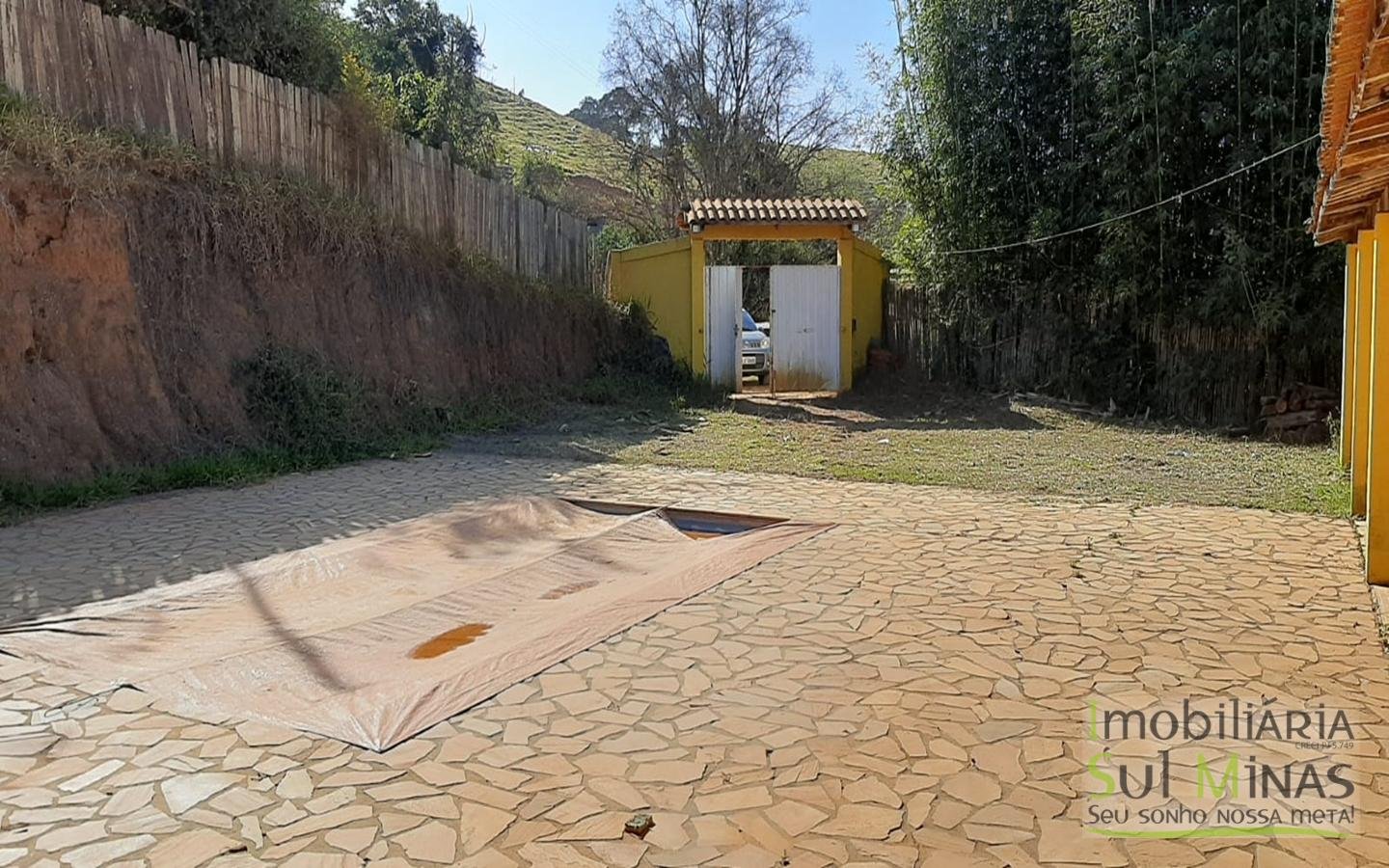 Chácara com Rio na Divisa a Venda em Cambuí MG Cód. 1492 (23)