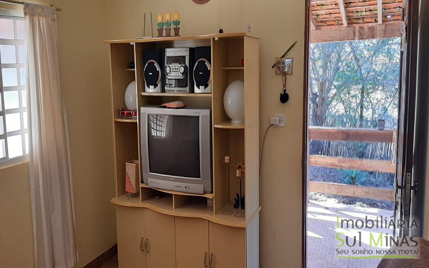 Chácara com Rio na Divisa a Venda em Cambuí MG Cód. 1492 (26)