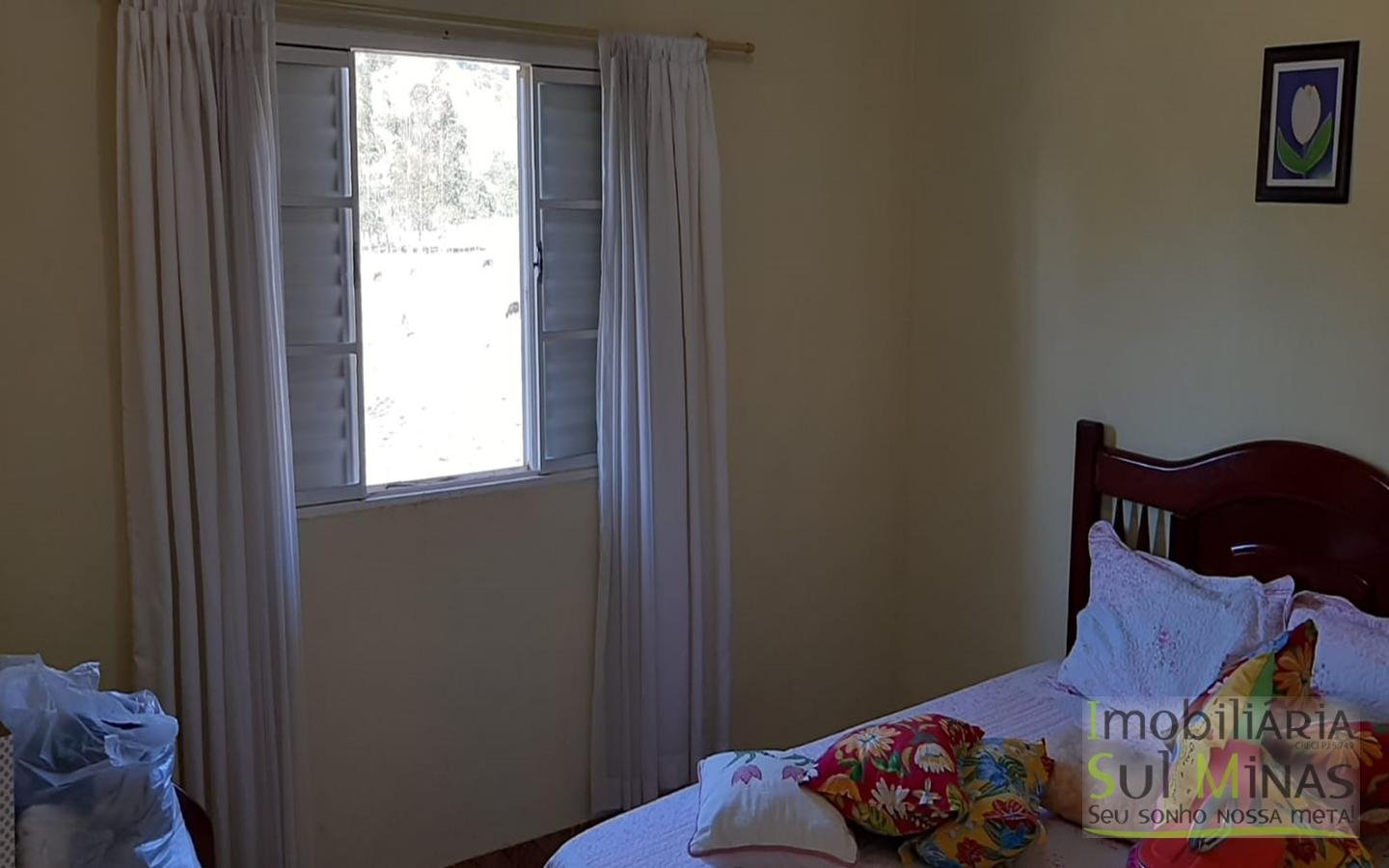 Chácara com Rio na Divisa a Venda em Cambuí MG Cód. 1492 (28)