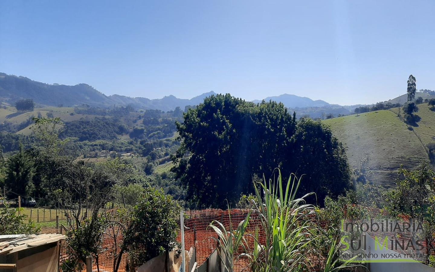 Chácara de 2.250 m² a Venda em Estiva MG Cód. 1475 (25)