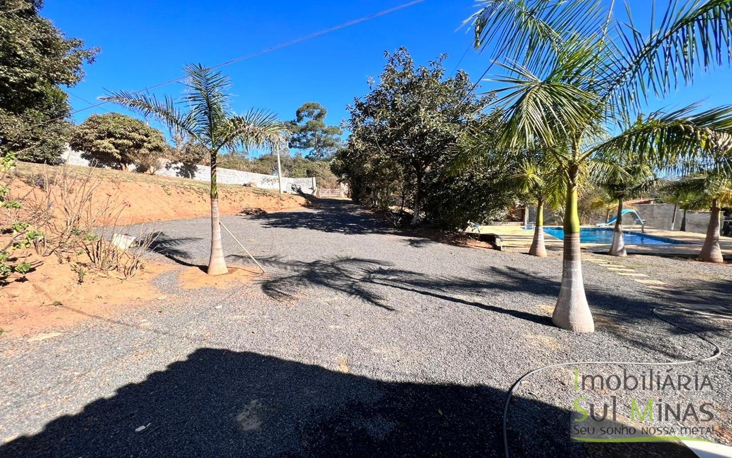 Chácara de 3980m² a 3km da cidade a Venda em Cambuí MG (25)