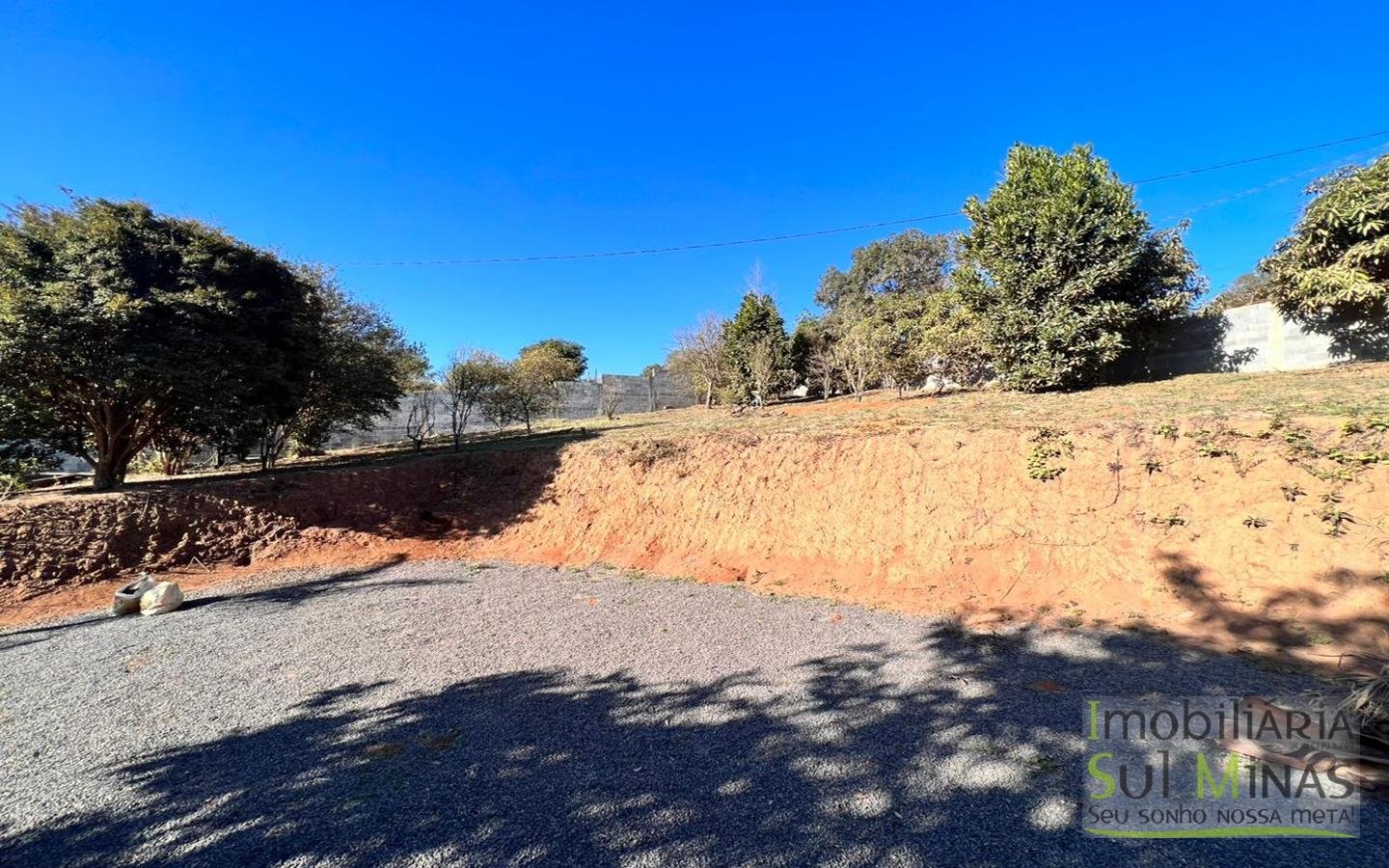 Chácara de 3980m² a 3km da cidade a Venda em Cambuí MG (27)