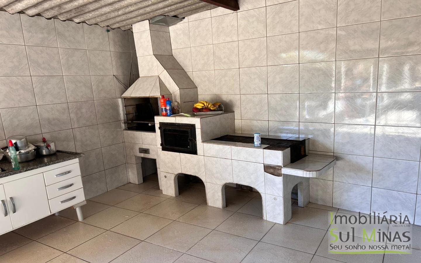 Chácara de 3980m² a 3km da cidade a Venda em Cambuí MG (31)