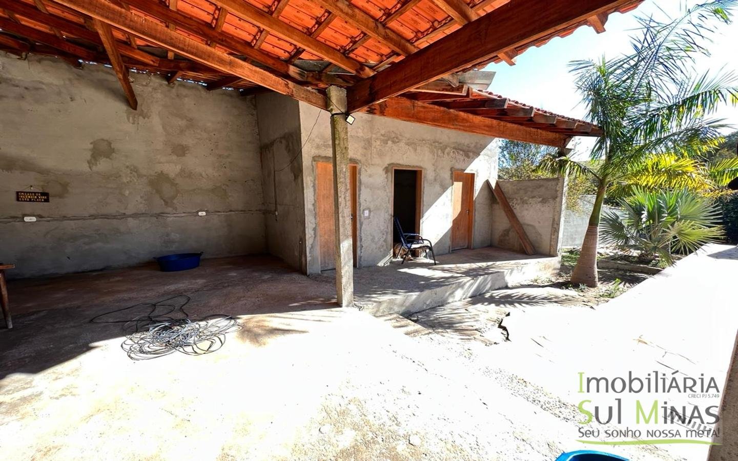 Chácara de 3980m² a 3km da cidade a Venda em Cambuí MG (33)