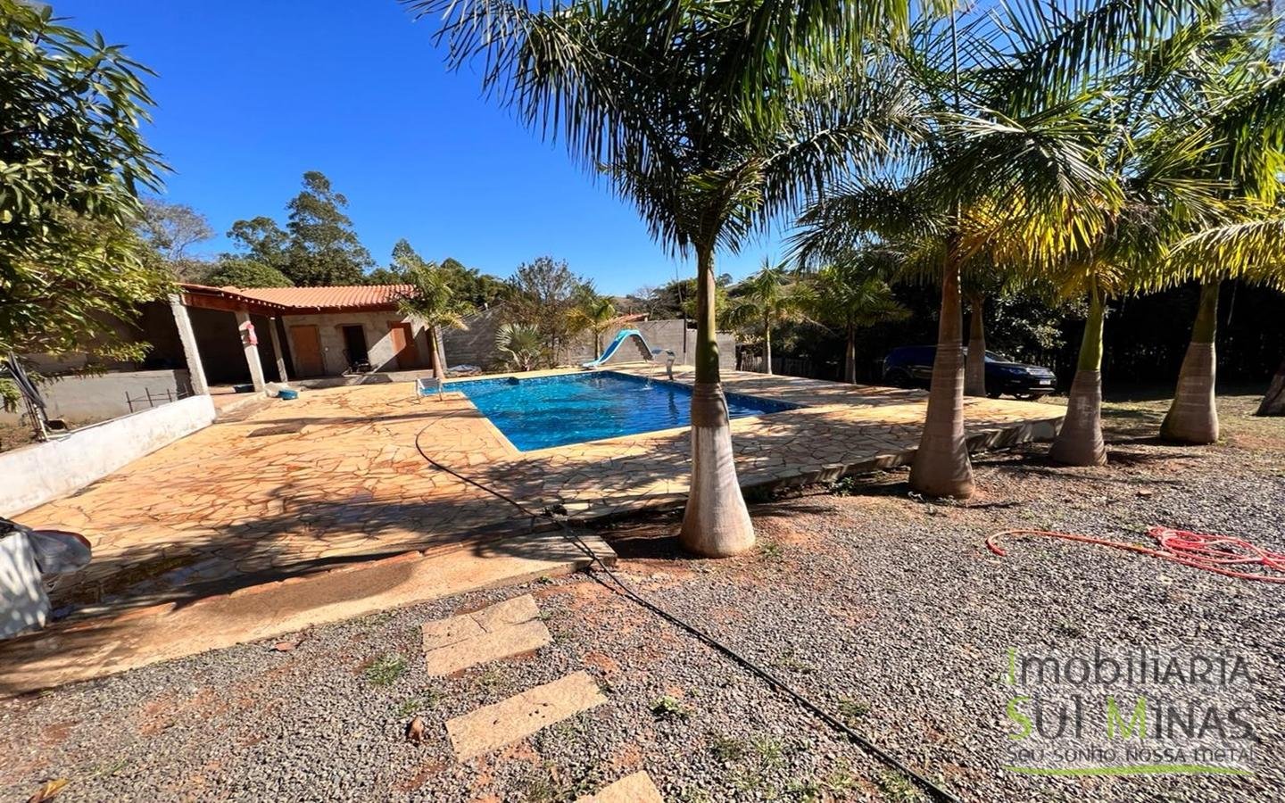 Chácara de 3980m² a 3km da cidade a Venda em Cambuí MG (40)