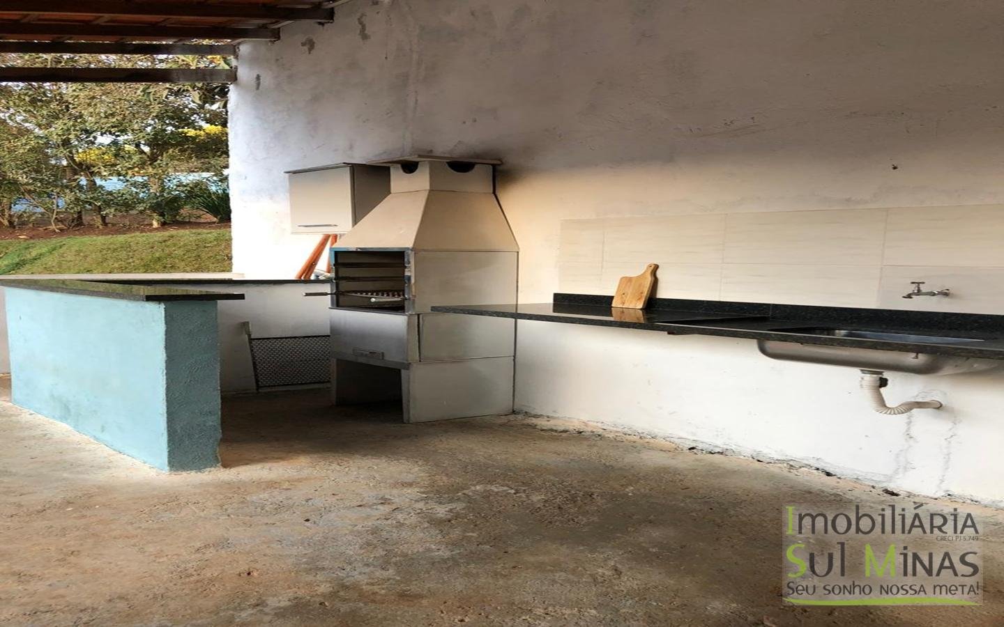 Chácara de 3980m² a 3km da cidade a Venda em Cambuí MG (46)