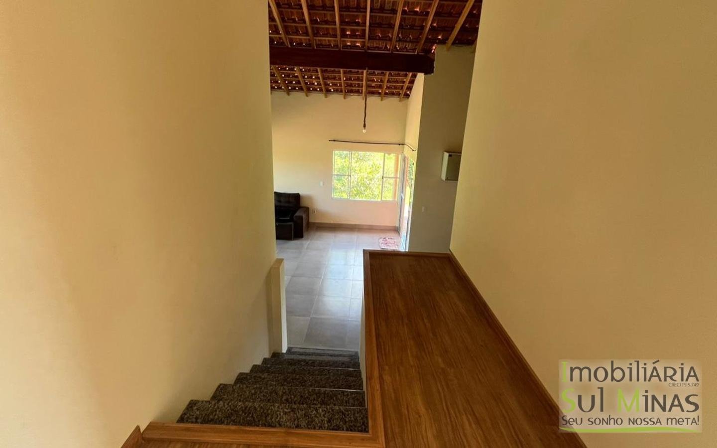 Chácara em condomínio com 1770m ² a Venda no Córrego do Bom Jesus cod2440 (22)