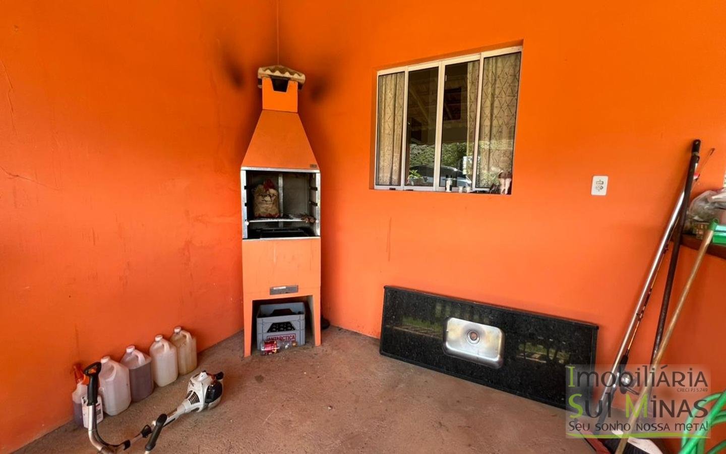 Chácara em condomínio com 1770m ² a Venda no Córrego do Bom Jesus cod2440 (31)