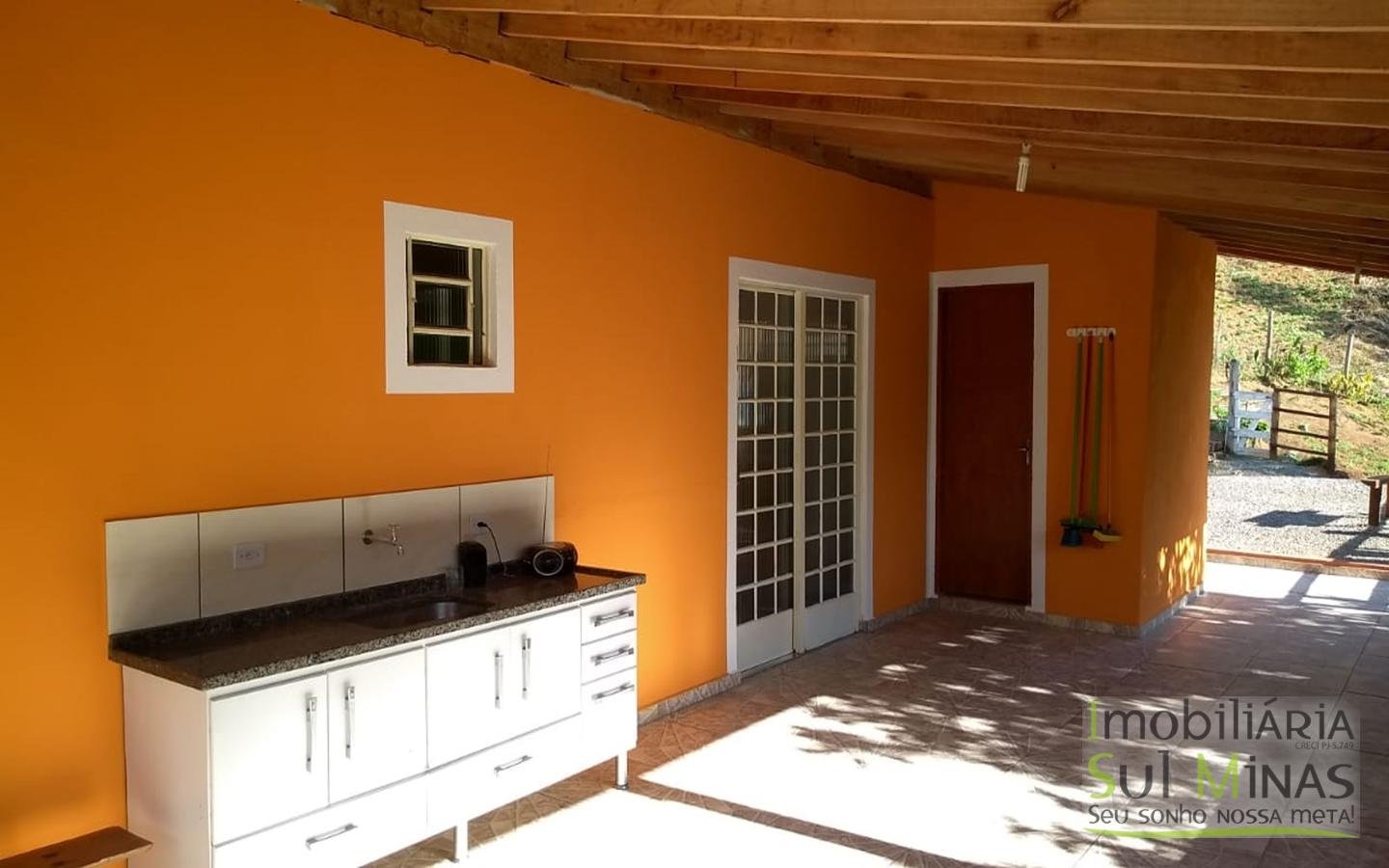 Chácara no Córrego do Bom Jesus a 6 km da Cidade (5)