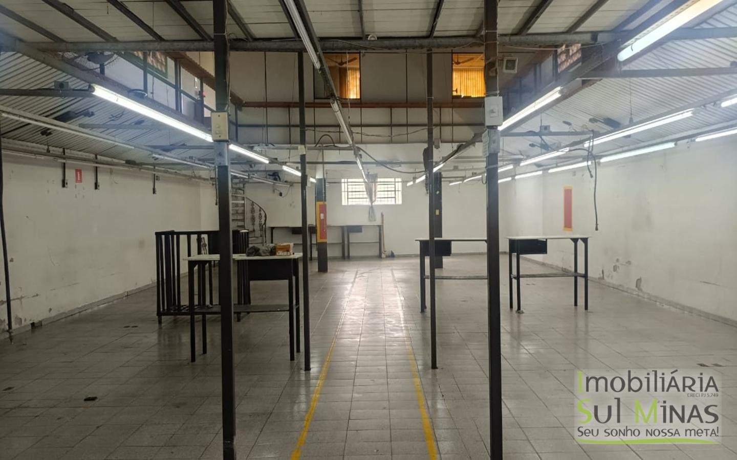 Galpão Para Locação em Cambuí – Excelente Localização! cod2446 (2) Galpão Para Locação em Cambuí – Excelente Localização! cod2446 (2)