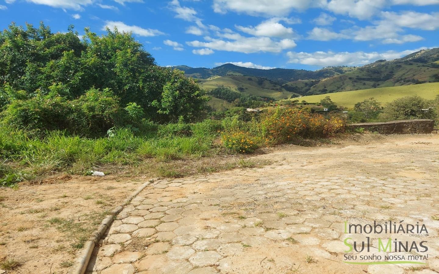 Lote a Venda no Córrego do Bom Jesus MG com 232m² Cód. 1700 (3)