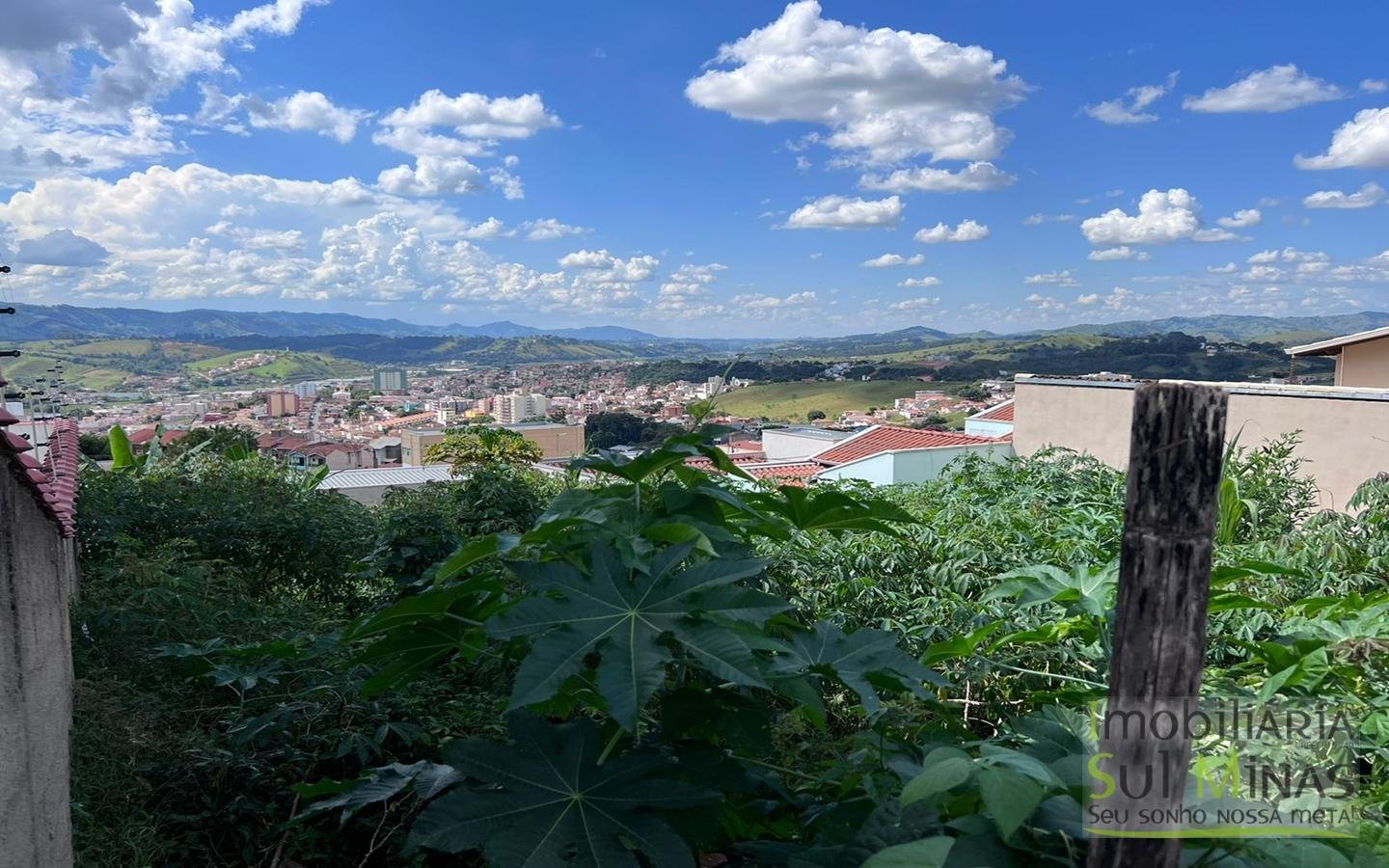 Lote a venda em Cambuí com 257 m² Cód. 1429 (3)