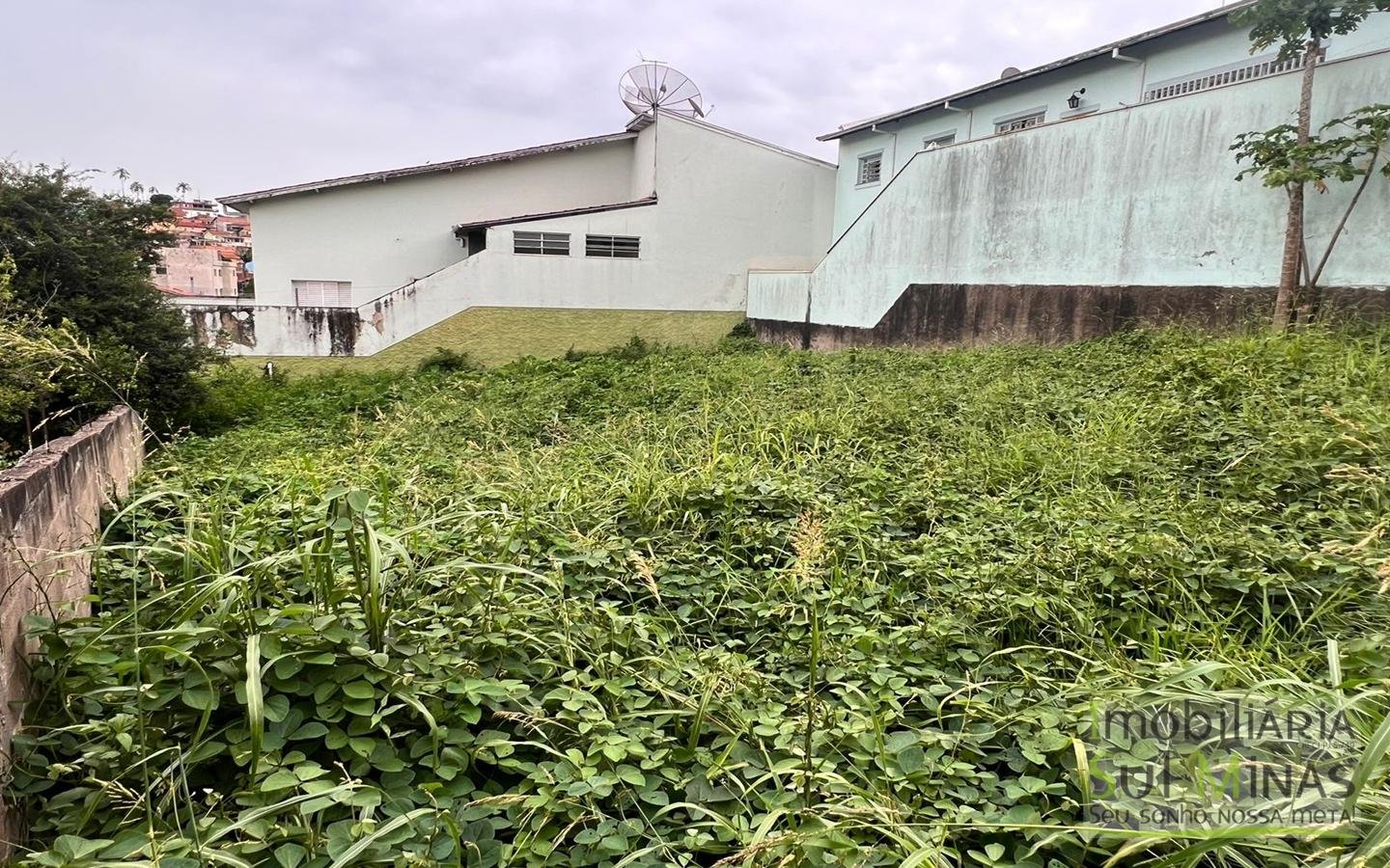 Lote a venda no Centro de Cambuí MG  311,45 m ² Cod. 1884 (3)