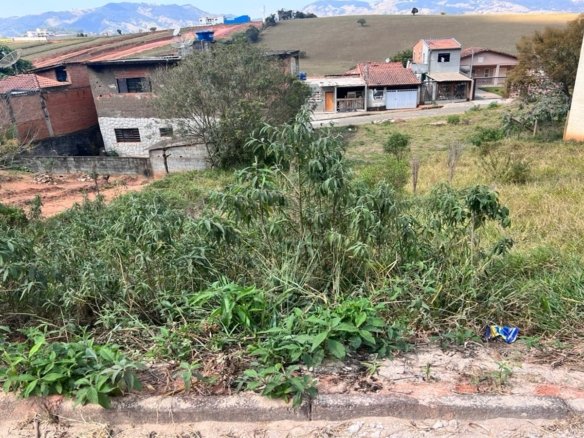 Lote de 190 m² a Venda em Cambuí MG Cód. 1769 (1)