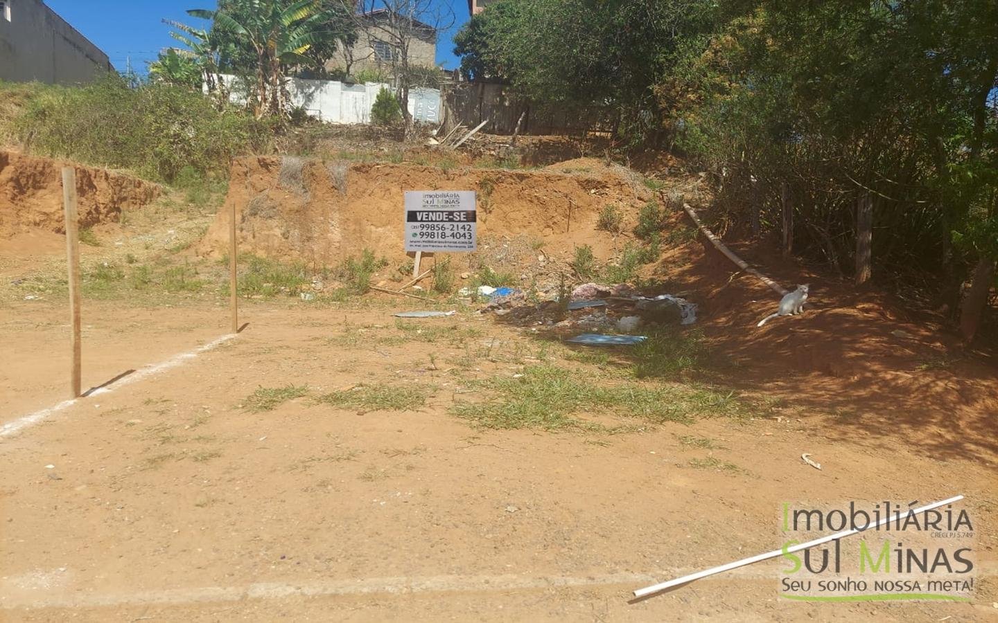 Lote de 275 m² Plano a Venda em Cambuí MG Cod. 1787 (2)
