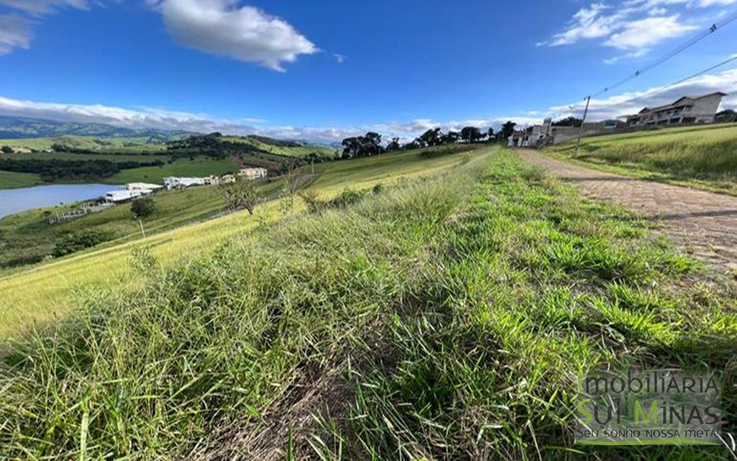 Lote de 828 m² à Venda em Cambuí MG (4)