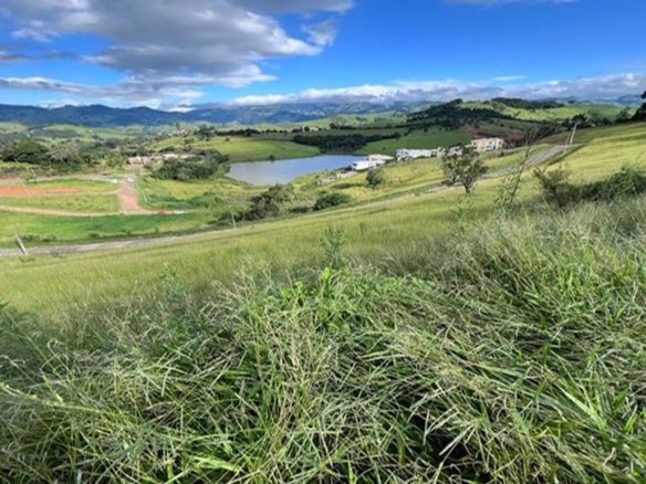 Lote de 828 m² à Venda em Cambuí MG (5)