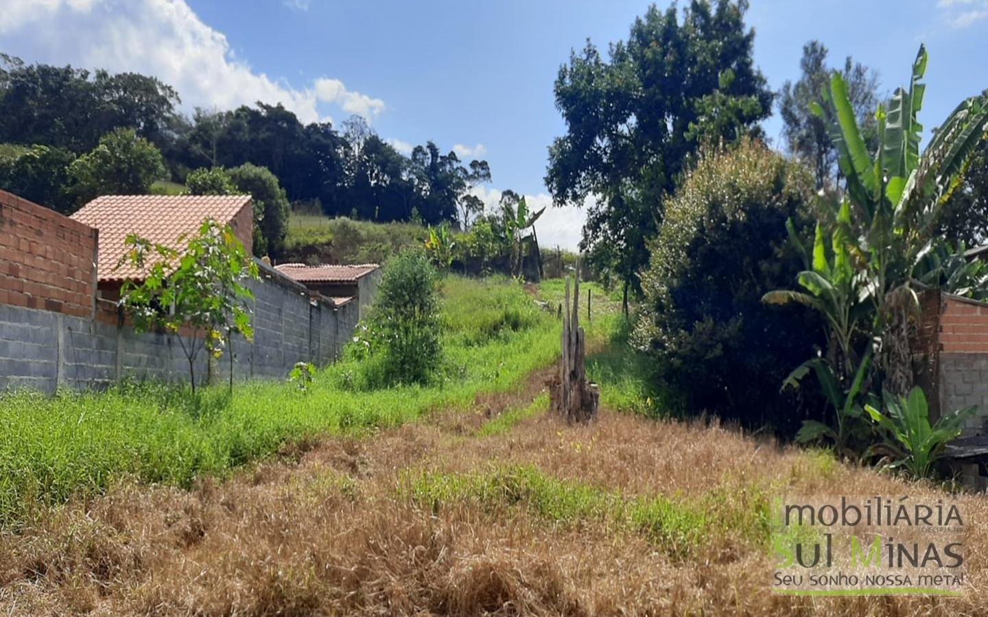 Lote de 900 m² à Venda em Cambuí MG Cód. 1458 (1)