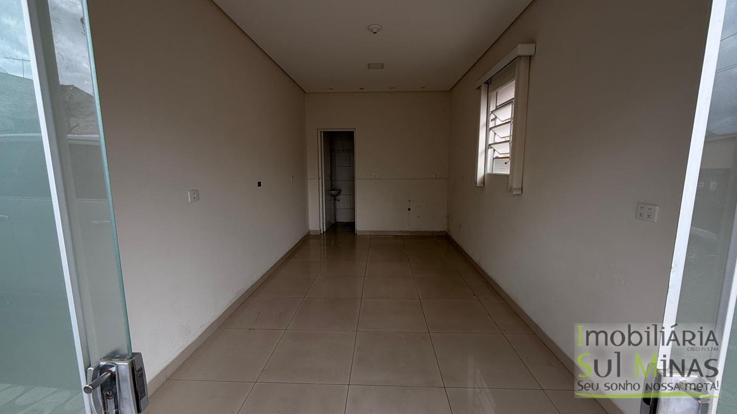 Ponto Comercial para Locação Próximo ao Centro de Cambuí MG cod 2436 (2)