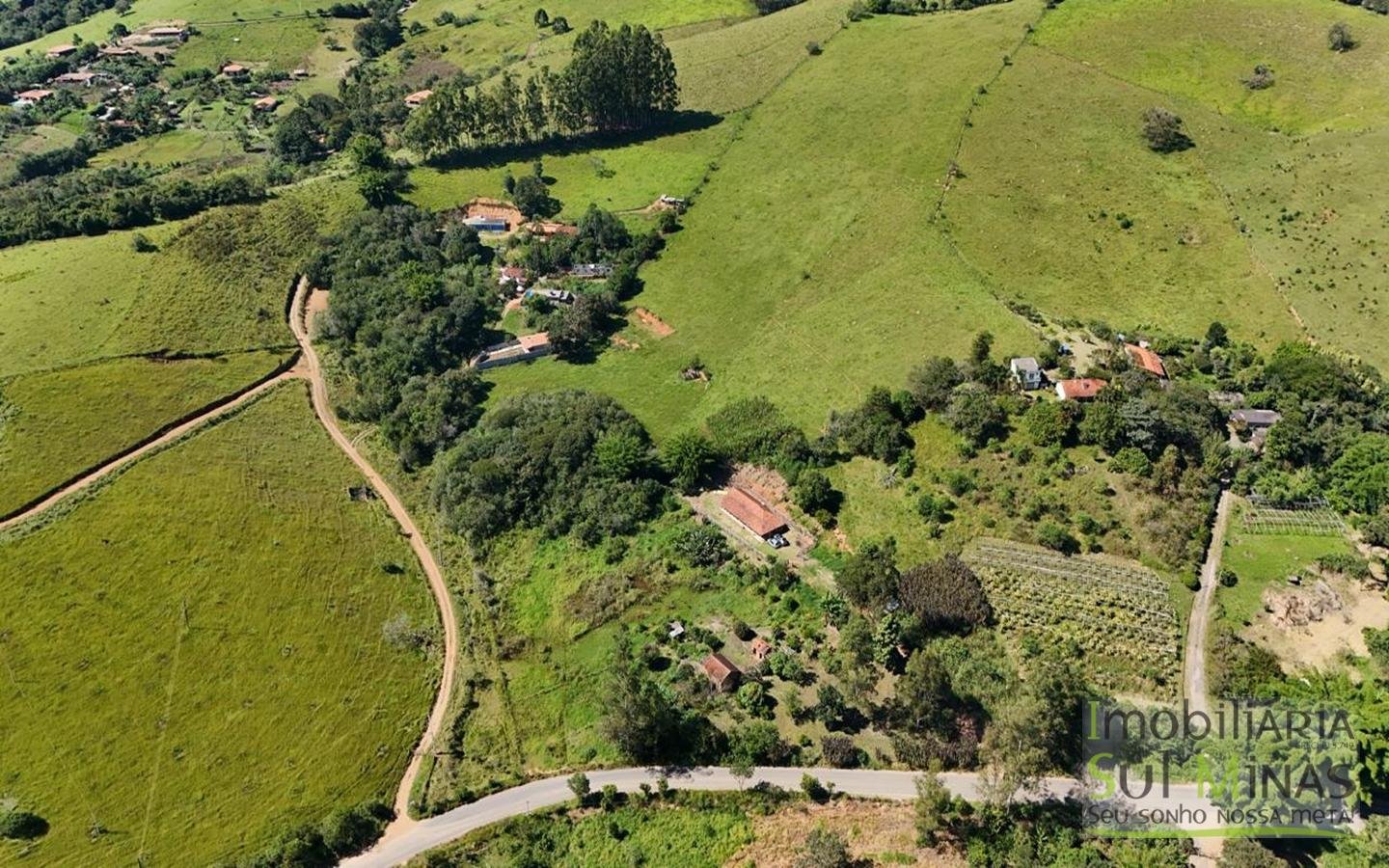 SÍTIO COMPLETO À VENDA – 25.158 m² cod2442 (11)