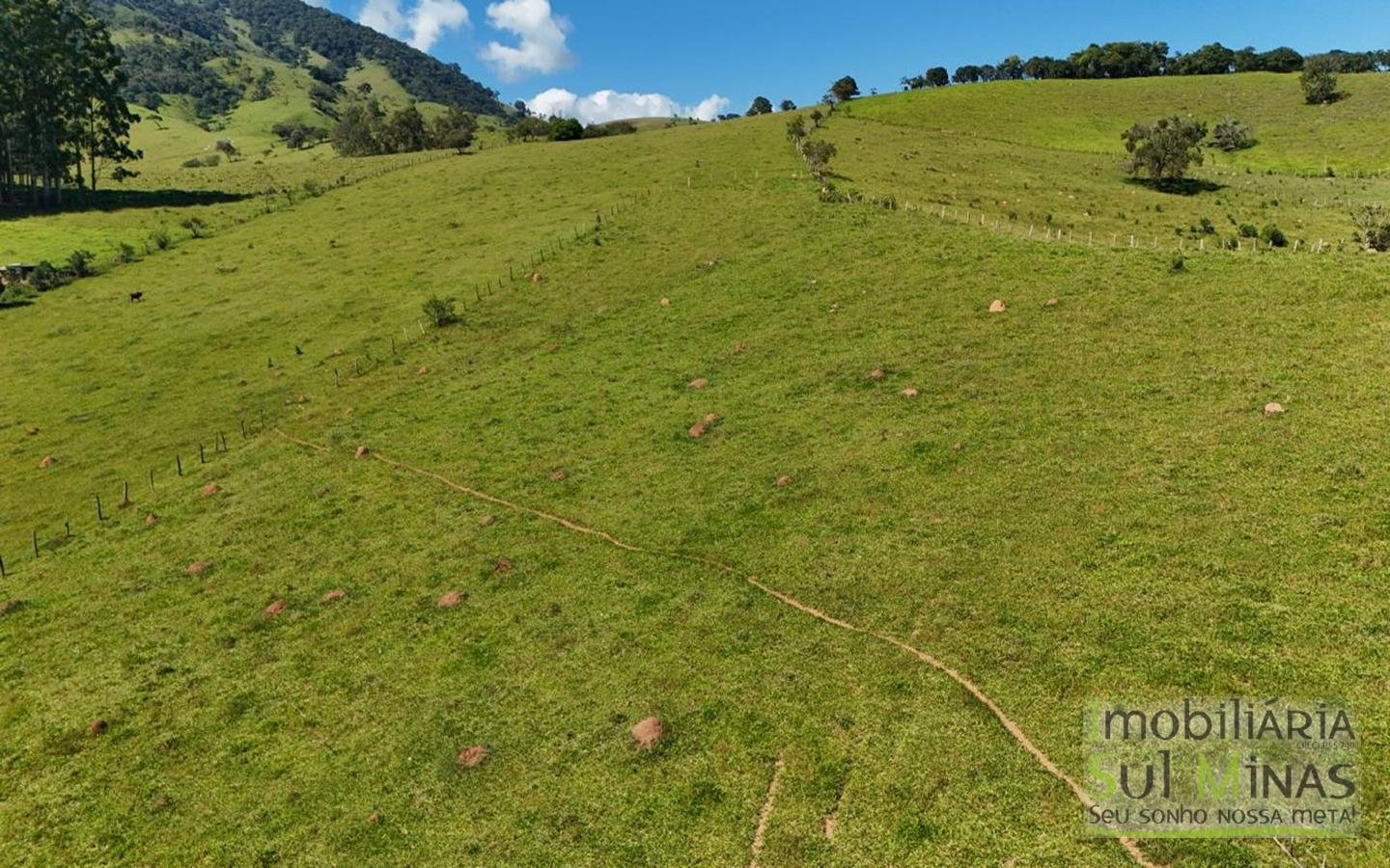 SÍTIO COMPLETO À VENDA – 25.158 m² cod2442 (24)