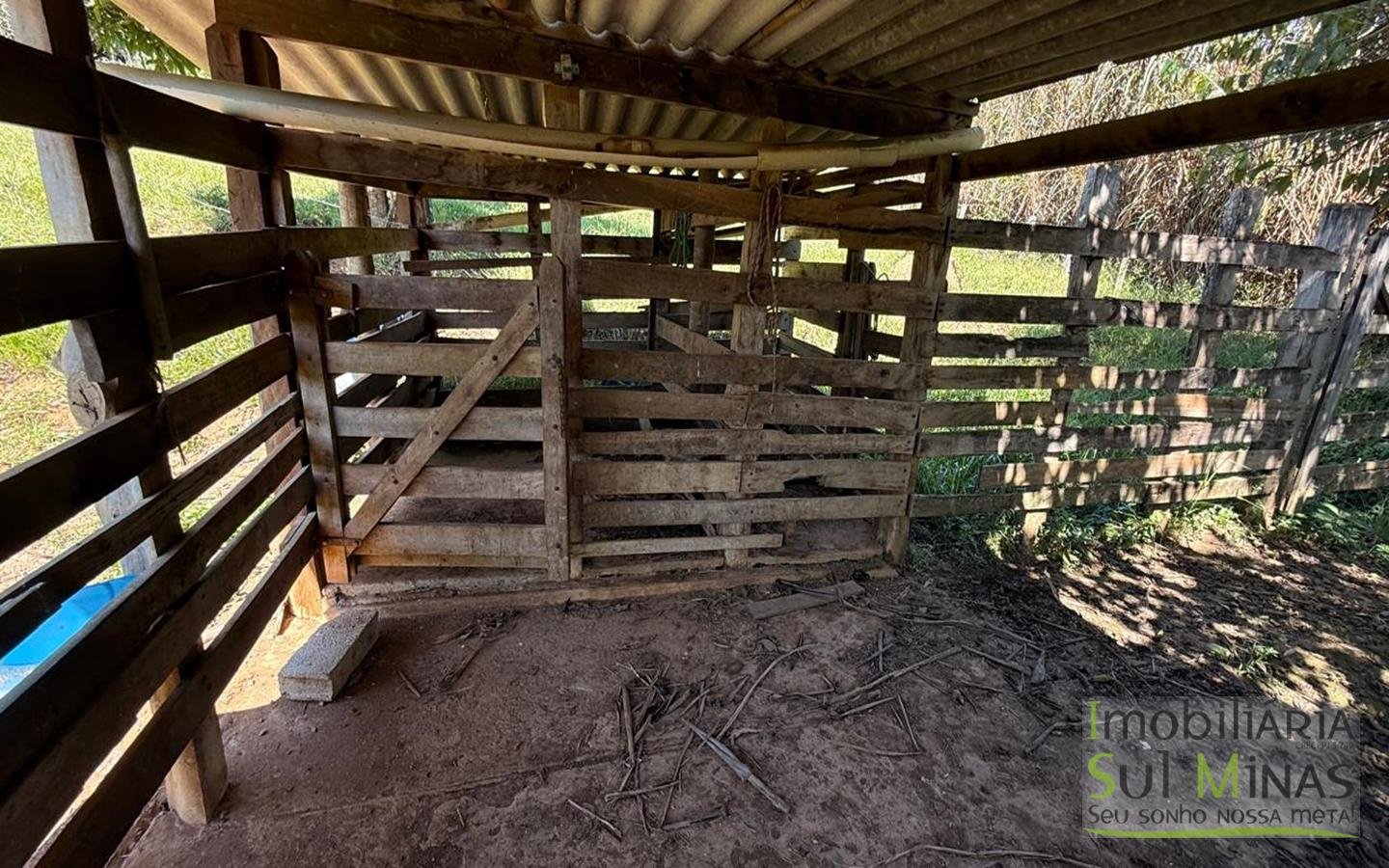 SÍTIO COMPLETO À VENDA – 25.158 m² cod2442 (41)