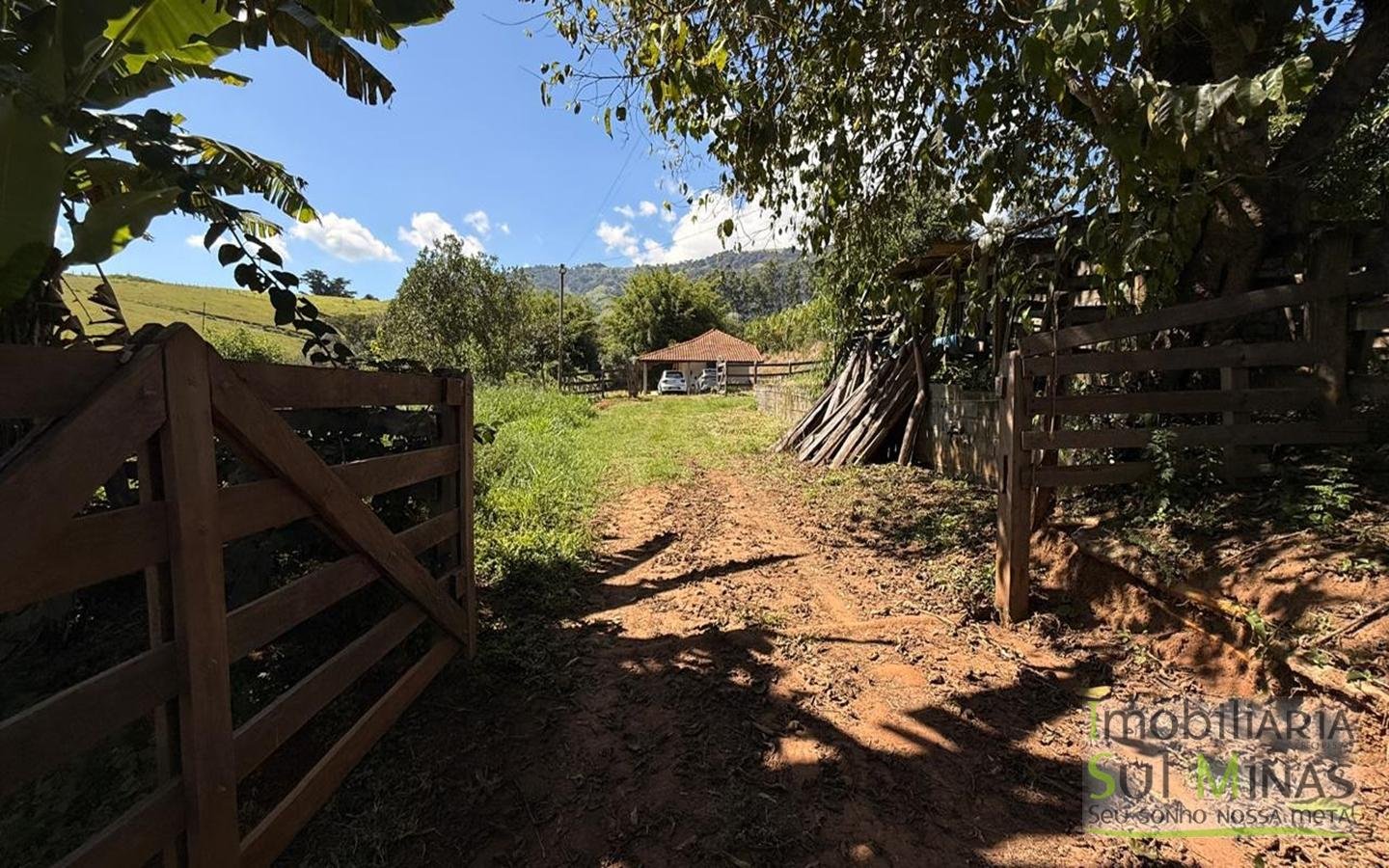 SÍTIO COMPLETO À VENDA – 25.158 m² cod2442 (43)