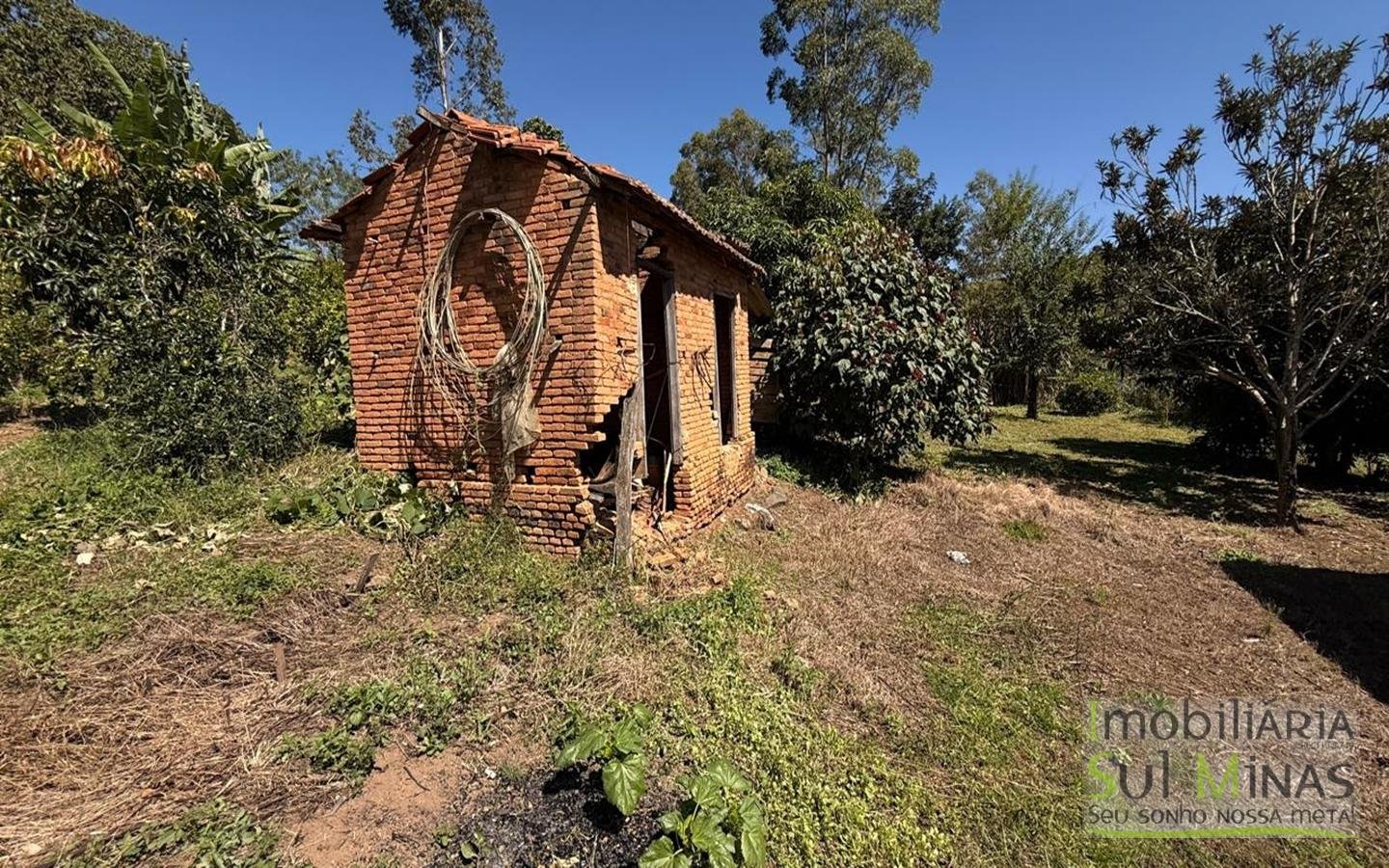 SÍTIO COMPLETO À VENDA – 25.158 m² cod2442 (50)